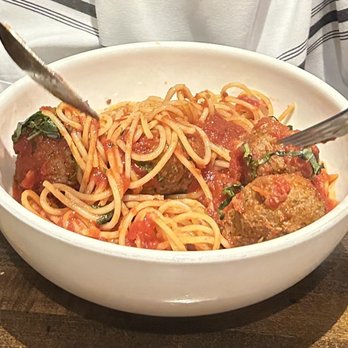 Maria's Italian Kitchen - Pasadena - Spaghetti & Meatballs - Italian Near Me - Pasadena, California Maria's Italian Kitchen - Pasadena - Spaghetti & Meatballs - Italian Near Me - Pasadena, California