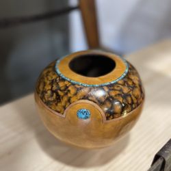 Welburn Gourd Farm - Gourd art work