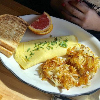 Hot Suppa - French Omelette with hash browns and sourdough bread - Breakfast & Brunch Near Me - Portland, Maine Hot Suppa - French Omelette with hash browns and sourdough bread - Breakfast & Brunch Near Me - Portland, Maine