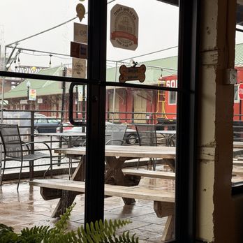 Beer Hound Brewery - Outdoor space - Breweries Near Me - Culpeper, Virginia