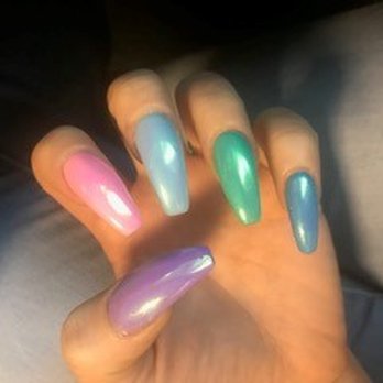Lisa's Nails & Spa - cute and clean. perfect shape and thickness - Nail Salons Near Me - Long Beach, California