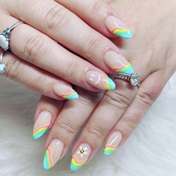 Royal Nails Spa - Liana does great nail art - Nail Salons Near Me - Novi, Michigan