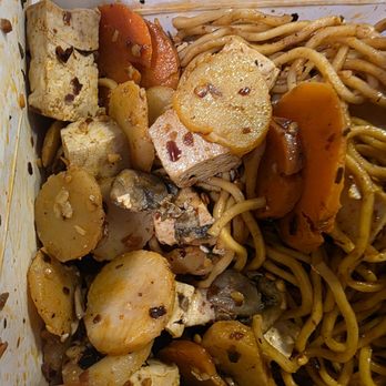 Bamboo Mongolian Grill - Large noodle with mushrooms chesnuts carrots cilantro spicy level hot - Mongolian Near Me - Pasco, Washington