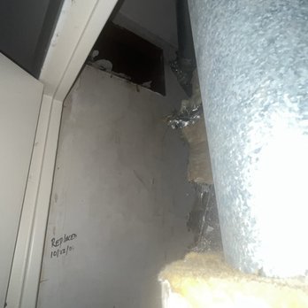Parkmerced - open vent that raccoon enters closet from - Apartments Near Me - San Francisco, California Parkmerced - open vent that raccoon enters closet from - Apartments Near Me - San Francisco, California