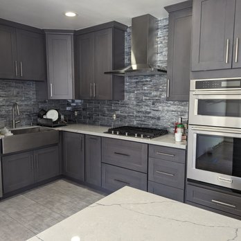 Built Renovation - New kitchen and vinyl floors - Plumbing Near Me