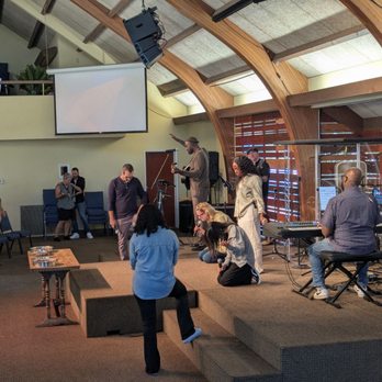 Expressions Church - Incredible worship moment - Churches Near Me - Pasadena, California