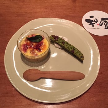 Wakuriya - Strawberry creme brûlée and green tea biscotti - Japanese Near Me - San Mateo, California Wakuriya - Strawberry creme brûlée and green tea biscotti - Japanese Near Me - San Mateo, California