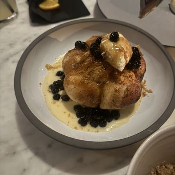 Arlo Grey by Kristen Kish - Monkey bread is to die for! - New American Near Me - Austin, Texas Arlo Grey by Kristen Kish - Monkey bread is to die for! - New American Near Me - Austin, Texas