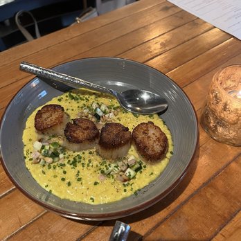 Customshop Handcrafted Food - Sea scallops - New American Near Me - Charlotte, North Carolina