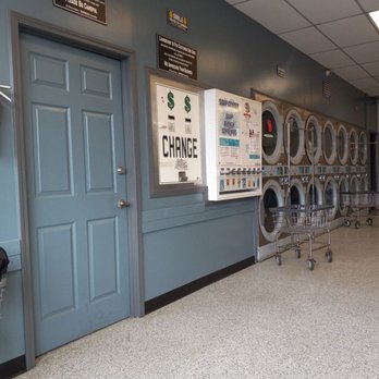 Mid-Joy Electrolux Express Laundromat - Change machine, soap center and some dryers - Laundromat Near Me - Livonia, Michigan Mid-Joy Electrolux Express Laundromat - Change machine, soap center and some dryers - Laundromat Near Me - Livonia, Michigan