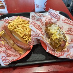Freddy's Frozen Custard & Steakburgers - Hot dog and chili dog