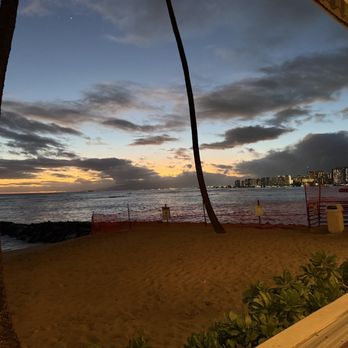 Michel's At The Colony Surf - French Near Me - Honolulu, Hawaii