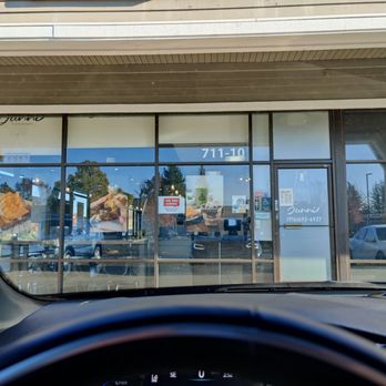 Junni Desserts - Driving up to Junni - Desserts Near Me - Folsom, California Junni Desserts - Driving up to Junni - Desserts Near Me - Folsom, California