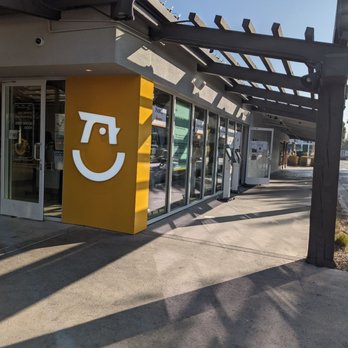 Starbird Chicken - Outdoor ordering kiosks for safe, easy, seamless ordering - Chicken Shop Near Me - Campbell, California
