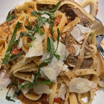 The Grove Wine Bar & Kitchen - Shrimp and Sausage fettuccine - Wine Bars Near Me - Austin, Texas The Grove Wine Bar & Kitchen - Shrimp and Sausage fettuccine - Wine Bars Near Me - Austin, Texas