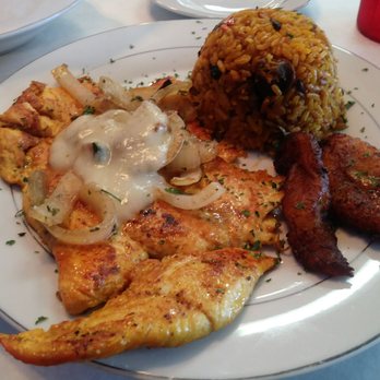 Havanazucar Cuban Restaurant - Bistec de Pollo con arroz y gandules $7.99 during the lunch special. - Cuban Near Me - Hesperia, California Havanazucar Cuban Restaurant - Bistec de Pollo con arroz y gandules $7.99 during the lunch special. - Cuban Near Me - Hesperia, California