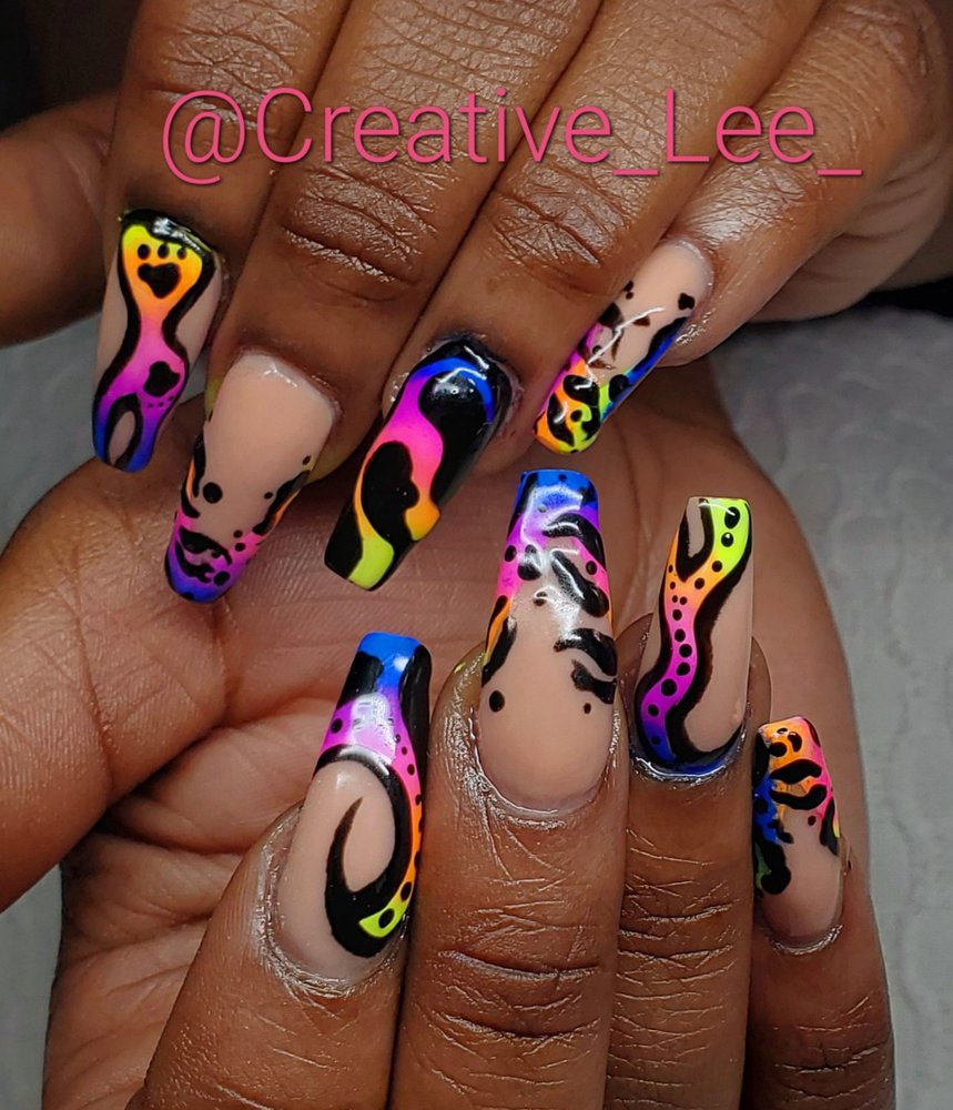 Creative Lee Logo
