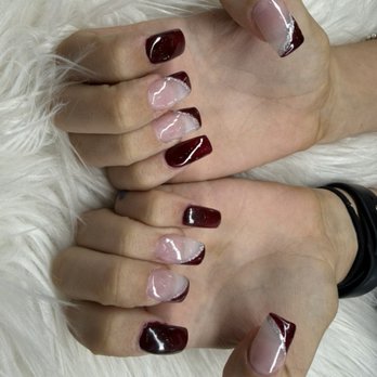 Le Nails - Nail Salons Near Me - Broadview Heights, Ohio