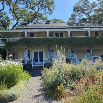 Beltane Ranch - Main Ranch House - Bed & Breakfast Near Me - Sonoma, California