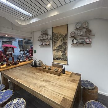 Yun Nan - 茶台 - Tea Rooms Near Me - Luzern, LU Yun Nan - 茶台 - Tea Rooms Near Me - Luzern, LU