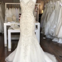 Vintage Chic Bridal Boutique - Vintage Chic Bridal Boutique. Bridal shop Dubuque