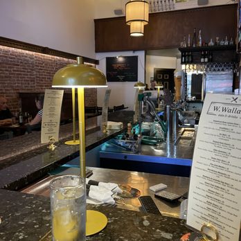 W Wallace - Bars Near Me - Salem, Oregon
