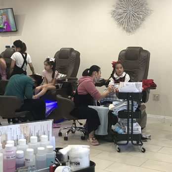 Elite Nails & Spa - Nail Salons Near Me - Placentia, California