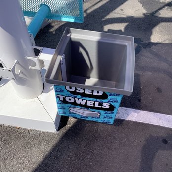 Hang 10 Car Wash - Used towels will get washed right away - Car Wash Near Me - Summerville, South Carolina