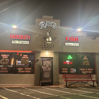 Ray's Chicken & Fish - Seafood Near Me - Sacramento, California