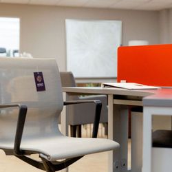 Stow's Office Furniture