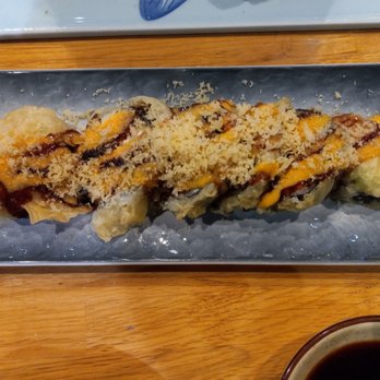 Joy Sushi - Salmon Tampura roll - Sushi Bars Near Me - Vail, Colorado