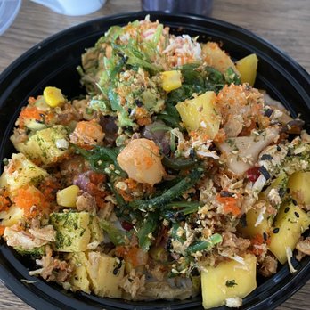 Hawaiian Poke - Medium poke bowl with salmon, spicy scallops and hamachi - Poke Near Me - Dublin, California