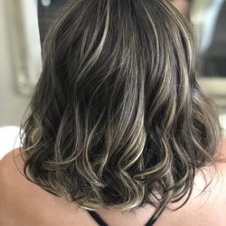 Magnolia Beauty Bar