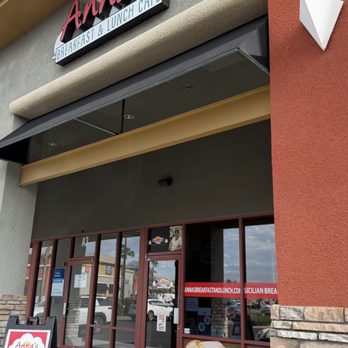 Anna's Breakfast and Lunch Cafe - Outside - Breakfast & Brunch Near Me - Henderson, Nevada