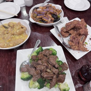 Shun Won Chinese Restaurant - Eggplant with garlic sauce - Cantonese Near Me - Flushing, New York Shun Won Chinese Restaurant - Eggplant with garlic sauce - Cantonese Near Me - Flushing, New York
