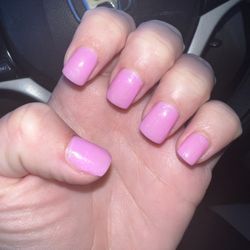 Accentuating Nails