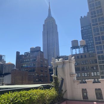 Refinery Rooftop - Outside - Lounges Near Me - New York, New York