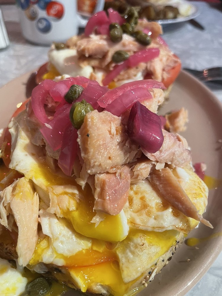 THE YETI 73 Photos & 53