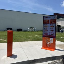 Little Caesars Pizza - Drive through