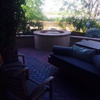 Vintner Grill - Romantic fire pit - New American Near Me - Las Vegas, Nevada Vintner Grill - Romantic fire pit - New American Near Me - Las Vegas, Nevada