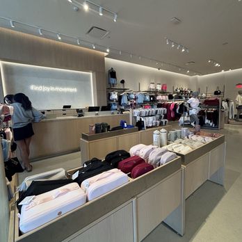 lululemon - Sports Wear Near Me - Bakersfield, California lululemon - Sports Wear Near Me - Bakersfield, California