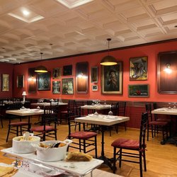 Red Tavern - Interior