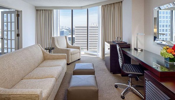 DoubleTree by Hilton Hotel Houston - Greenway Plaza by null