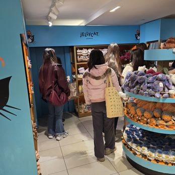 FAO Schwarz - Toy Stores Near Me - New York, New York FAO Schwarz - Toy Stores Near Me - New York, New York