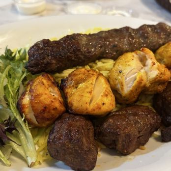 Sultan Kebab - Combo plate - Turkish Near Me - Des Plaines, Illinois Sultan Kebab - Combo plate - Turkish Near Me - Des Plaines, Illinois