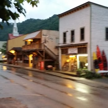 Hatfield McCoy Resort - Hatfield McCoy Resort/Inn & The Real McCoy Trails Headquarters, Downtown Historical Matewan, West Virginia. 304 426 4700. kt3mcc@aol.com - Resorts Near Me - Matewan, West Virginia