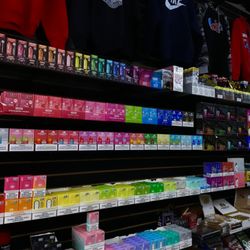 A1 Smokez and glass shop 