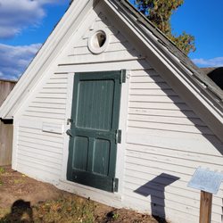 Simsbury Historical Society - Ice house