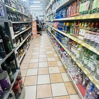 Jays Liquor - Beer, Wine & Spirits Near Me - Saint Cloud, Florida Jays Liquor - Beer, Wine & Spirits Near Me - Saint Cloud, Florida