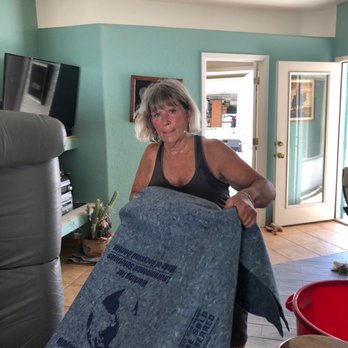 Roberts Quality Moving - Moving furniture movers were hired to do and did not show up! - Movers Near Me